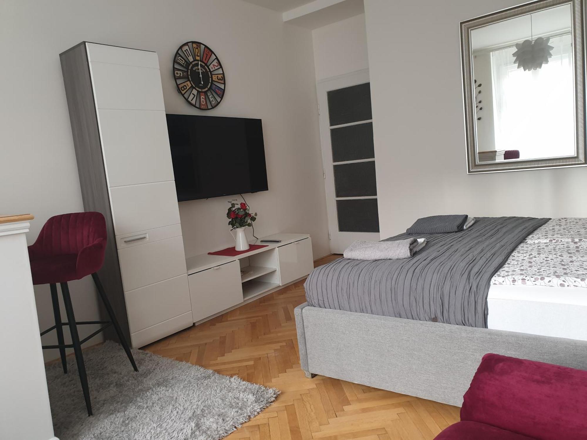 Newly Refurbished Central Praha Bagian luar foto